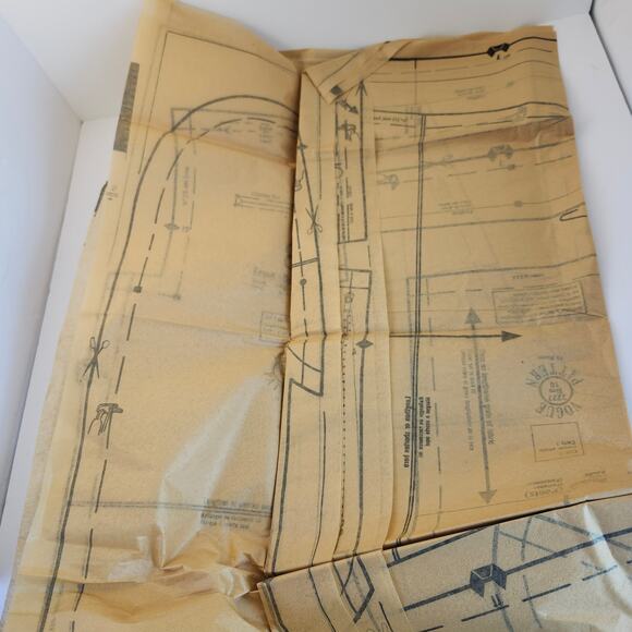 Vogue Designer Original Valentino Pattern 2227 Size 10 UNCUT Dress Pants Top - Picture 5 of 7